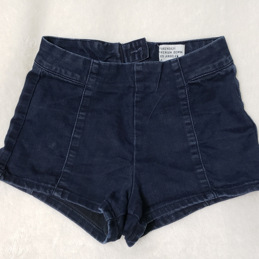 Forever 21 High-waisted demin shorts